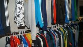 Großhändler und Vertreiber von Markensportbekleidung, Schuhen Polen